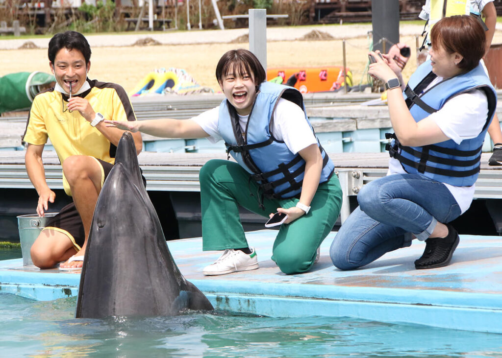 沖縄家族旅行　イルカ